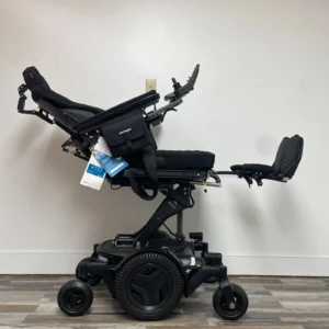PERMOBIL M3 WHEELCHAIR,POWER TILT,RECLINE,LEGS AND LIFT.ANTERIOR TILT.ONLY 7 Mi. - Certified Pre-owned