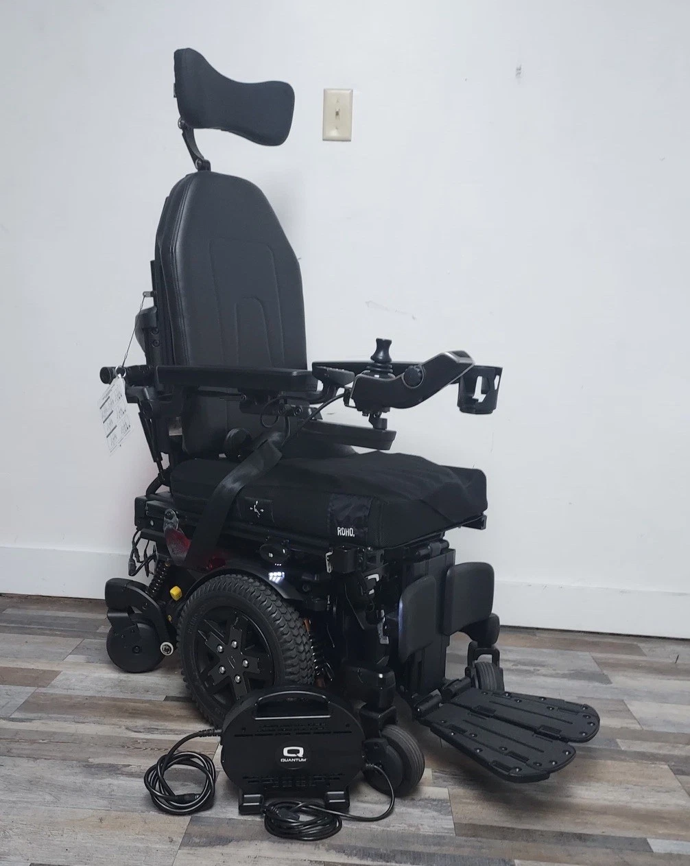 QUANTUM EDGE 3 STRETTO ILEVEL WHEELCHAIR,POWER TILT, RECLINE,LEGS,LIFT. Certified Pre-owned - Image 2